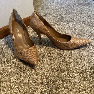 Aldo pointed toe pumps